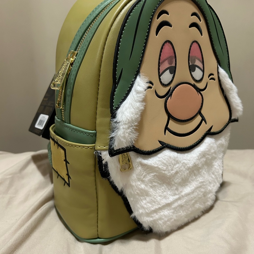 Loungefly Sleepy Dwarf Backpack - Picture 3 of 5